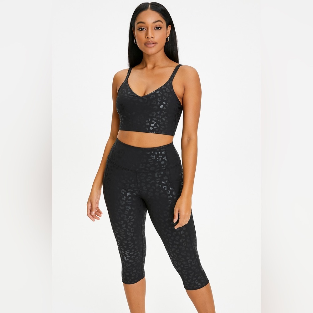 Leopard Print Sports Bra Leggings Set Black Medium Top Small Bottom